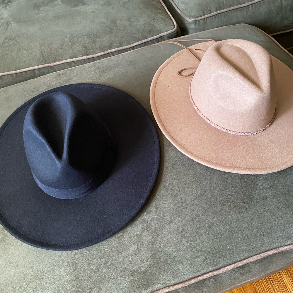 Black or Beige fedora. 1 for $15 or 2 for $25. Name your price. NEVER WORN!